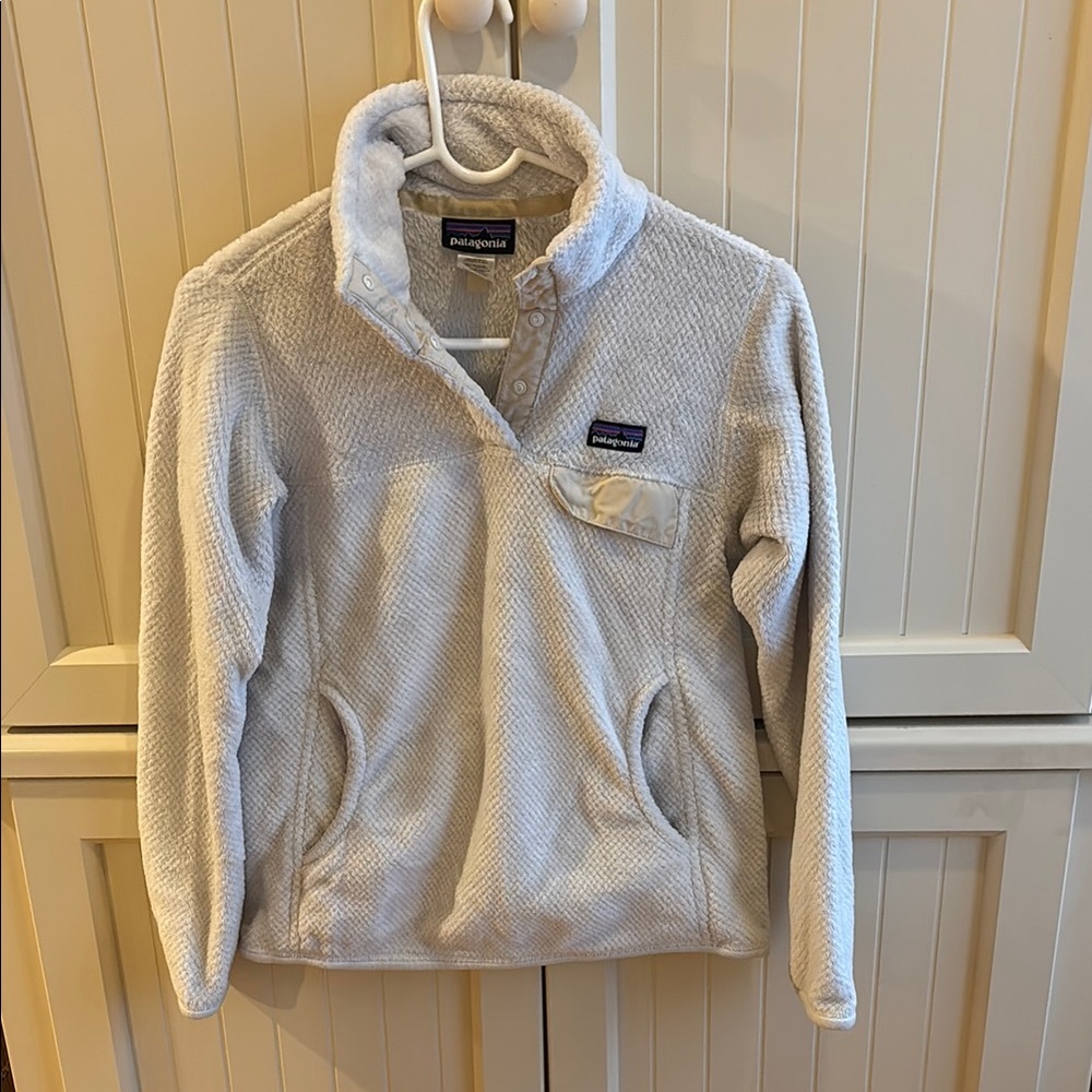 Patagonia White Fleece Pullover